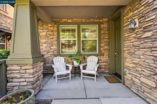 Photo #4: 41111603 Listing