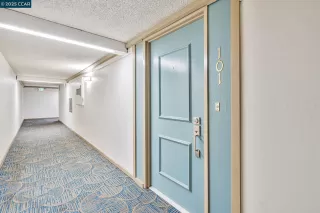 Photo #3: 41111634 Listing