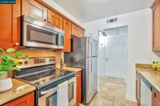 Photo #6: 41111634 Listing