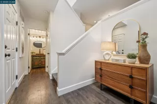 Photo #4: 41111635 Listing