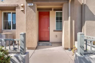 Photo #1: 41111704 Listing 