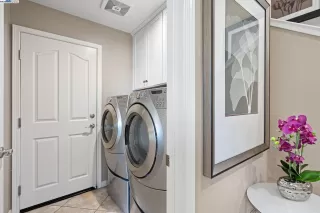 Photo #5: 41111704 Listing 