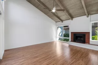 Photo #5: 41111724 Listing