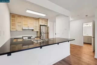 Photo #5: 41111775 Listing 