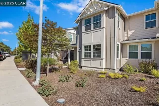 Photo #2: 41111776 Listing 