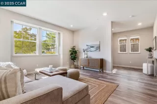 Photo #5: 41111776 Listing 