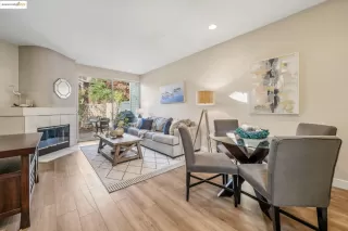 Photo #5: 41111789 Listing 