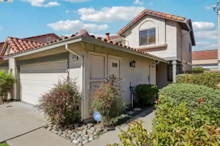 Photo #1: 41111792 Listing 