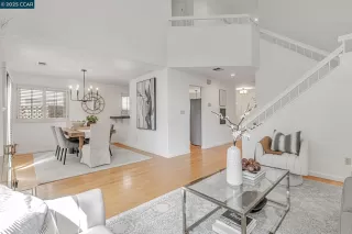 Photo #6: 41111821 Listing