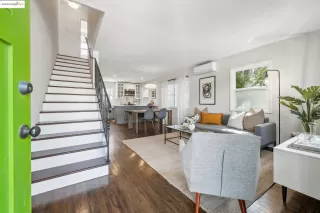 Photo #2: 41111823 Listing