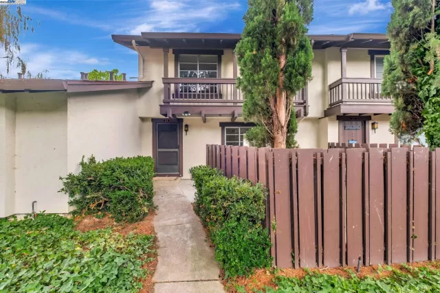 MLS: 41111827 Condo For Sale