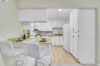 Photo #5: 41111831 Listing 