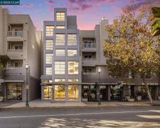 Photo #1: 41111875 Listing