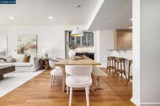 Photo #5: 41111875 Listing