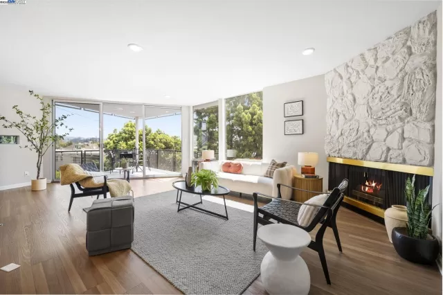 MLS: 41111895 Condo For Sale