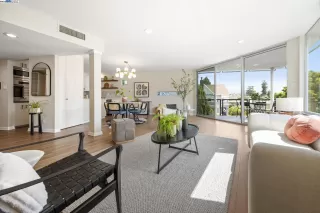 Photo #6: 41111895 Listing