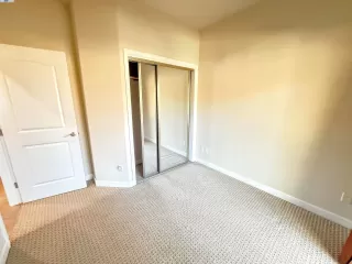 Photo #5: 41111917 Listing