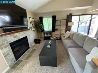 Photo #4: 41111929 Listing 