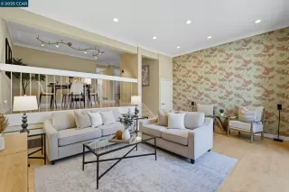 Photo #3: 41111960 Listing