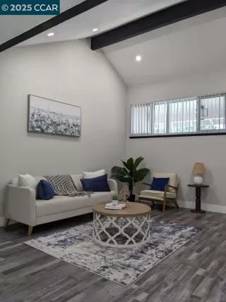 Photo #4: 41111970 Listing