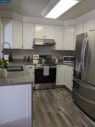 Photo #5: 41111970 Listing