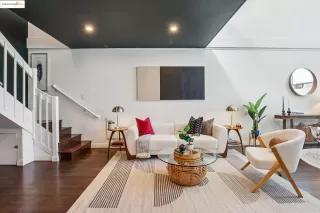 Photo #2: 41112002 Listing