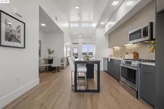 Photo #2: 41112028 Listing