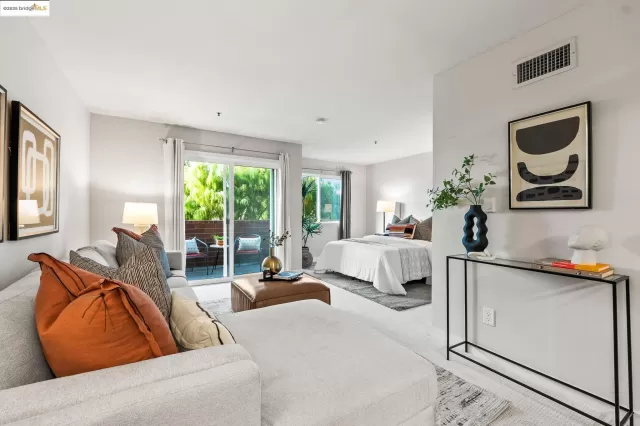 MLS: 41112031 Condo For Sale