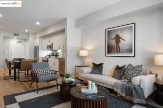 Photo #2: 41112048 Listing