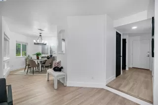 Photo #6: 41112088 Listing