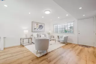 Photo #2: 41112091 Listing