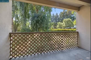 Photo #5: 41112138 Listing 