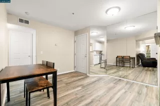 Photo #4: 41112153 Listing