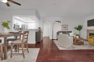 Photo #5: 41112168 Listing