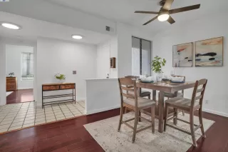 Photo #6: 41112168 Listing