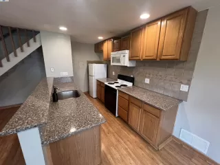 Photo #5: 41112179 Listing 