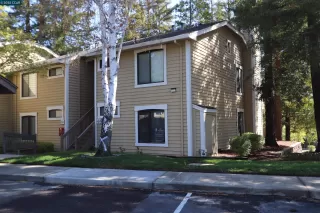 More Details about MLS # 41112207 : 821 CENTER AVE