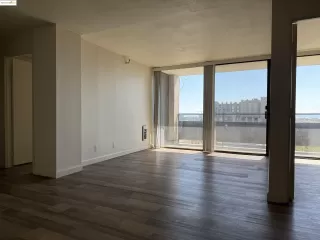 Photo #1: 41112208 Listing