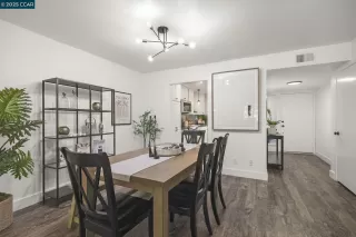 Photo #5: 41112226 Listing