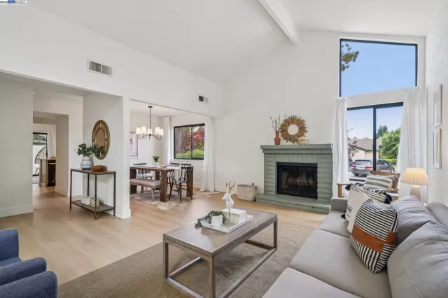 MLS: 41112242 Condo For Sale