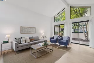 Photo #5: 41112242 Listing