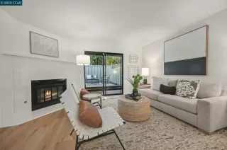 Photo #5: 41112257 Listing