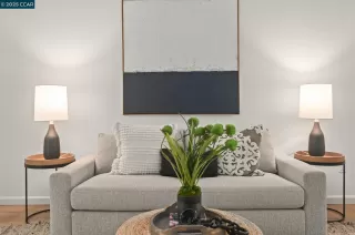 Photo #6: 41112257 Listing