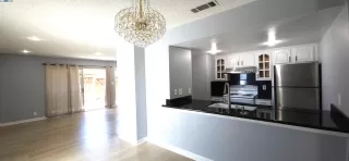 Photo #5: 41112278 Listing 