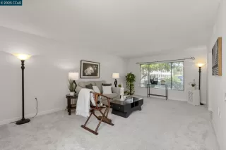 Photo #4: 41112293 Listing