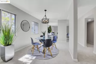 Photo #3: 41112299 Listing