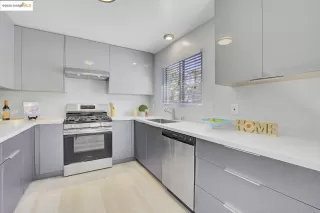 Photo #6: 41112299 Listing