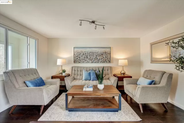 MLS: 41112343 Condo For Sale