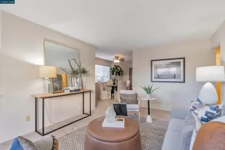 Photo #4: 41112365 Listing 