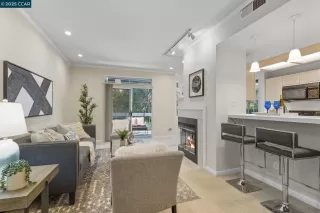 Photo #3: 41112397 Listing